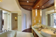 Indonésie - Bali - Waka Gangga - Salle de bains d'une Gangga Villa