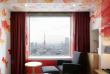 Japon - Tokyo - Artist Room Geisha Goldfish © Aki Narita – Park Hotel Tokyo