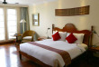 Myanmar - Yangon - Savoy Hotel – Deluxe Room
