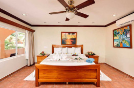Belize - Ambergris Caye - SunBreeze Hotel - Premier Room