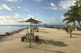 Belize - Placencia - Ray Caye Island Resort - Restaurant Lionfish
