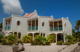 Bonaire - Captain Don's Habitat - Deluxe Ocean View 