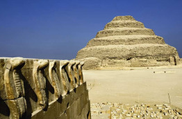 Égypte - Le Caire - Memphis, Saqqarah, les Pyramides et le Sphinx de Gizeh © Shutterstock, Danita Delmont
