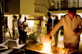 Maldives - Holiday Inn Resort Kandooma - Barbecue en Villa