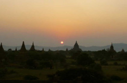 Myanmar - Bagan - Coucher de Soleil sur Bagan