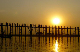 Myanmar - Mandalay - Coucher de Soleil sur le Pont U Bein