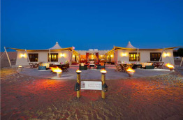 Le Sultanat D'Oman - Circuit privé en hotel de charme © Desert Night Camp - Al Wasil - Le restaurant