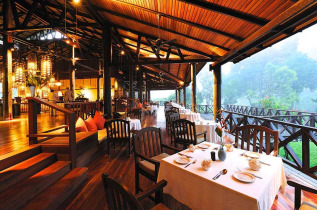 Malaisie - Circuit Découverte des orangs-outans - Le restaurant du Borneo Rainforest Lodge