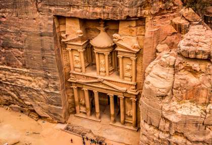 Petra © Shutterstock - Pocholo Calapre