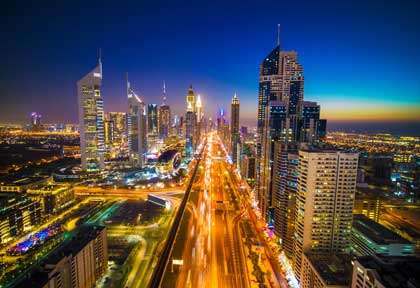 Sheikh Zayed Road © DTCM