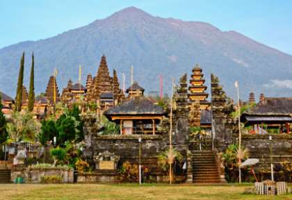 Temple de besakih - Bali - Indonesie © Cesc Assawin - Shutterstock