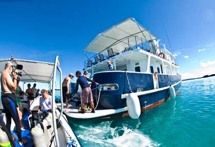 Bateau de plongée à Palau