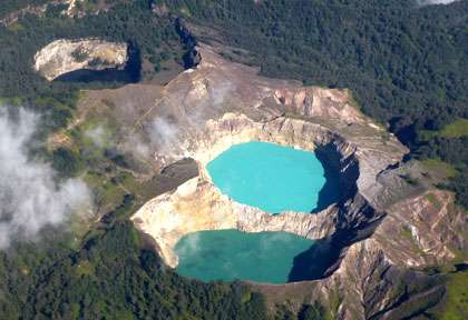 Volcan Kelimutu - Flores - Indonésie © Ot Flores