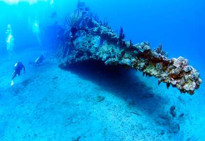 épave du Mrs Rhone aux iles vierges britanniques