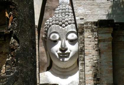 Temple du Wat Si Chum a Sukhothai - Thailande © Lagorce