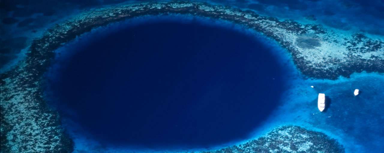 Blue Hole © Tony Rath